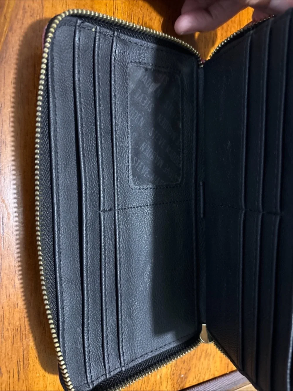 Steve Madden Patterned Zip Wallet - Picture 7 of 14